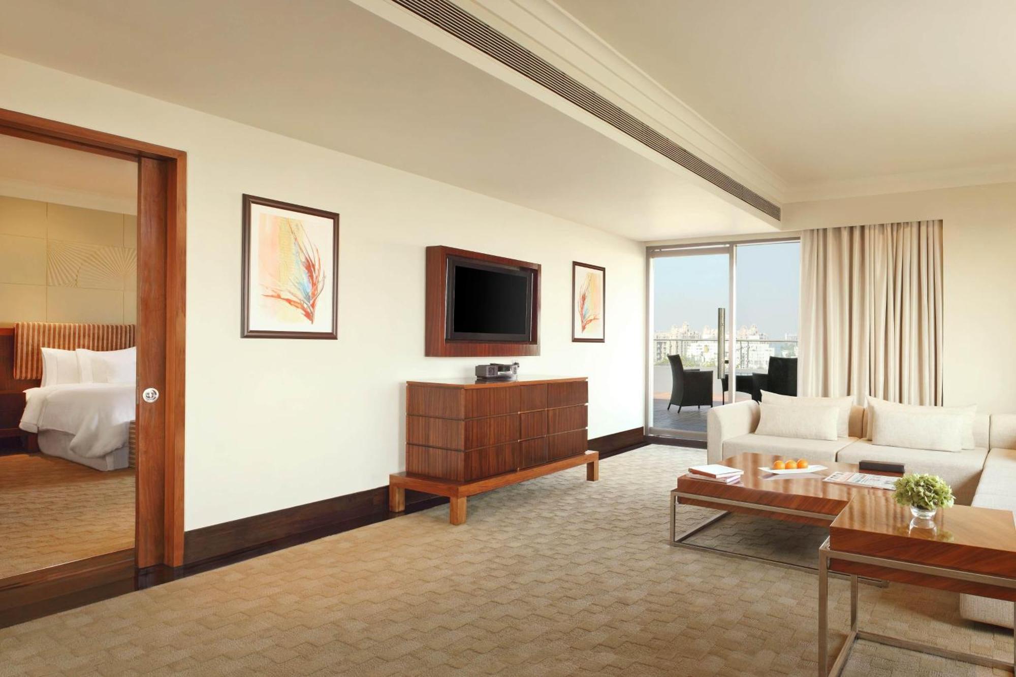 The Westin Pune Koregaon Park Екстер'єр фото