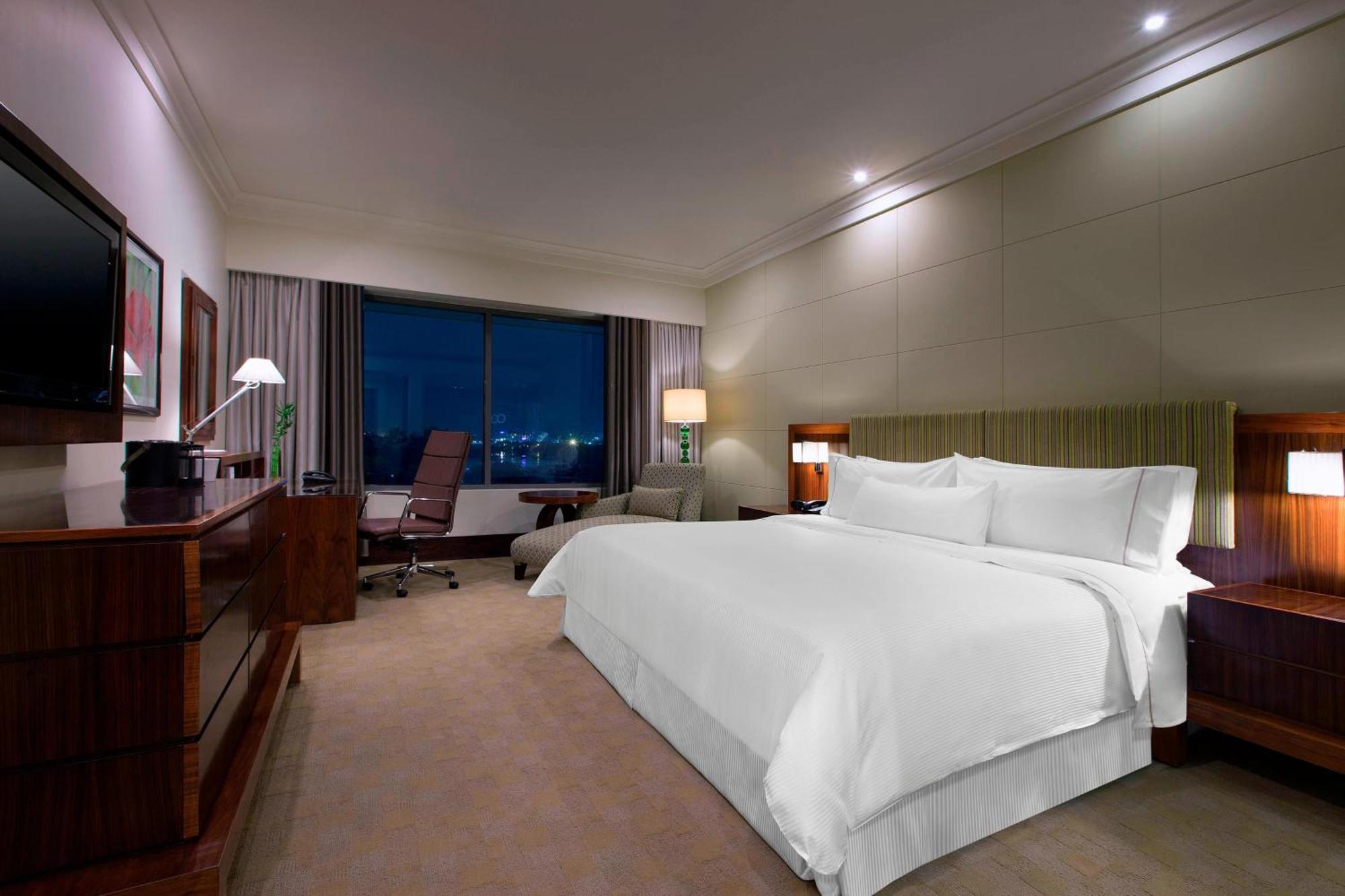 The Westin Pune Koregaon Park Екстер'єр фото