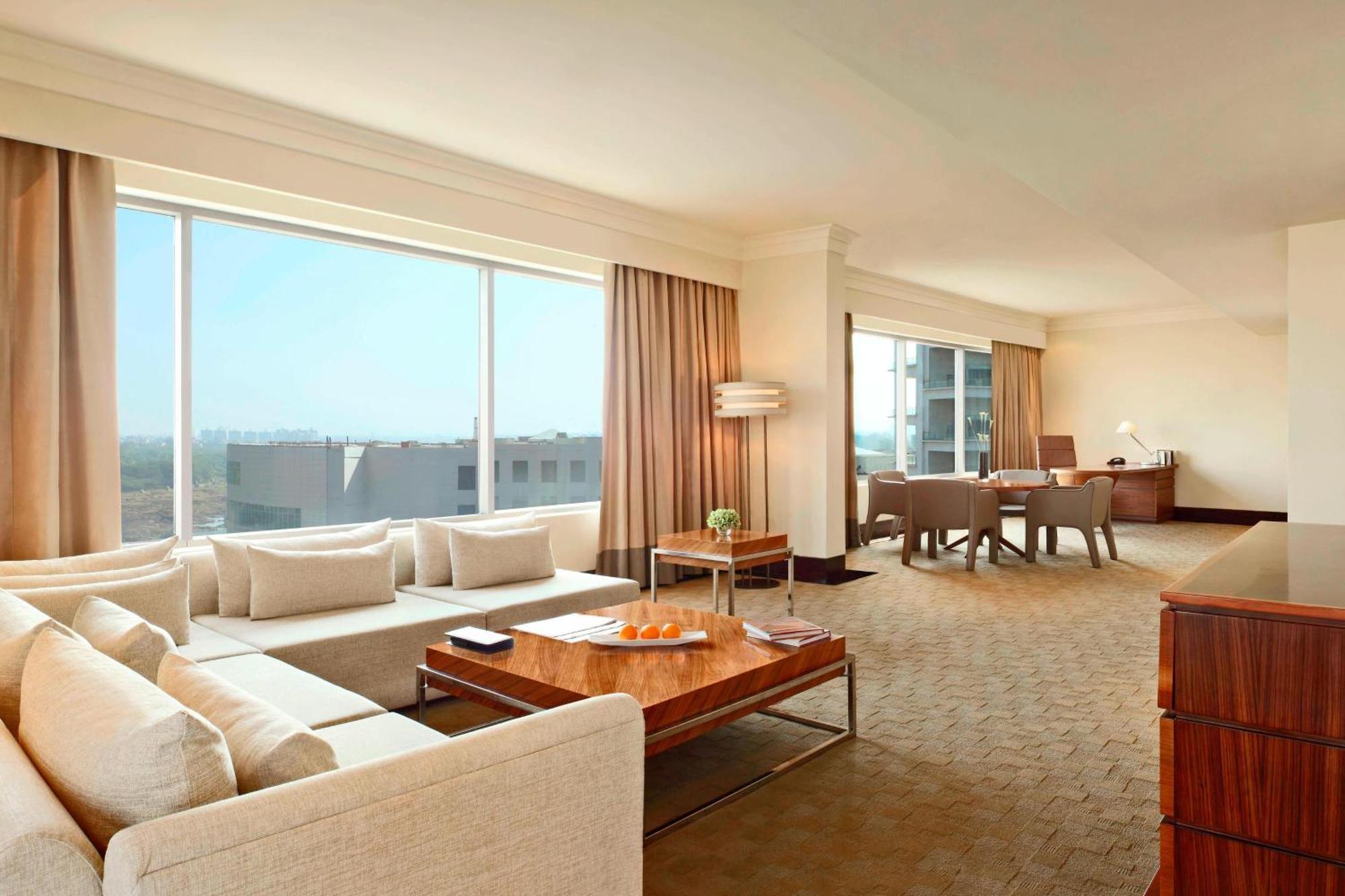 The Westin Pune Koregaon Park Екстер'єр фото
