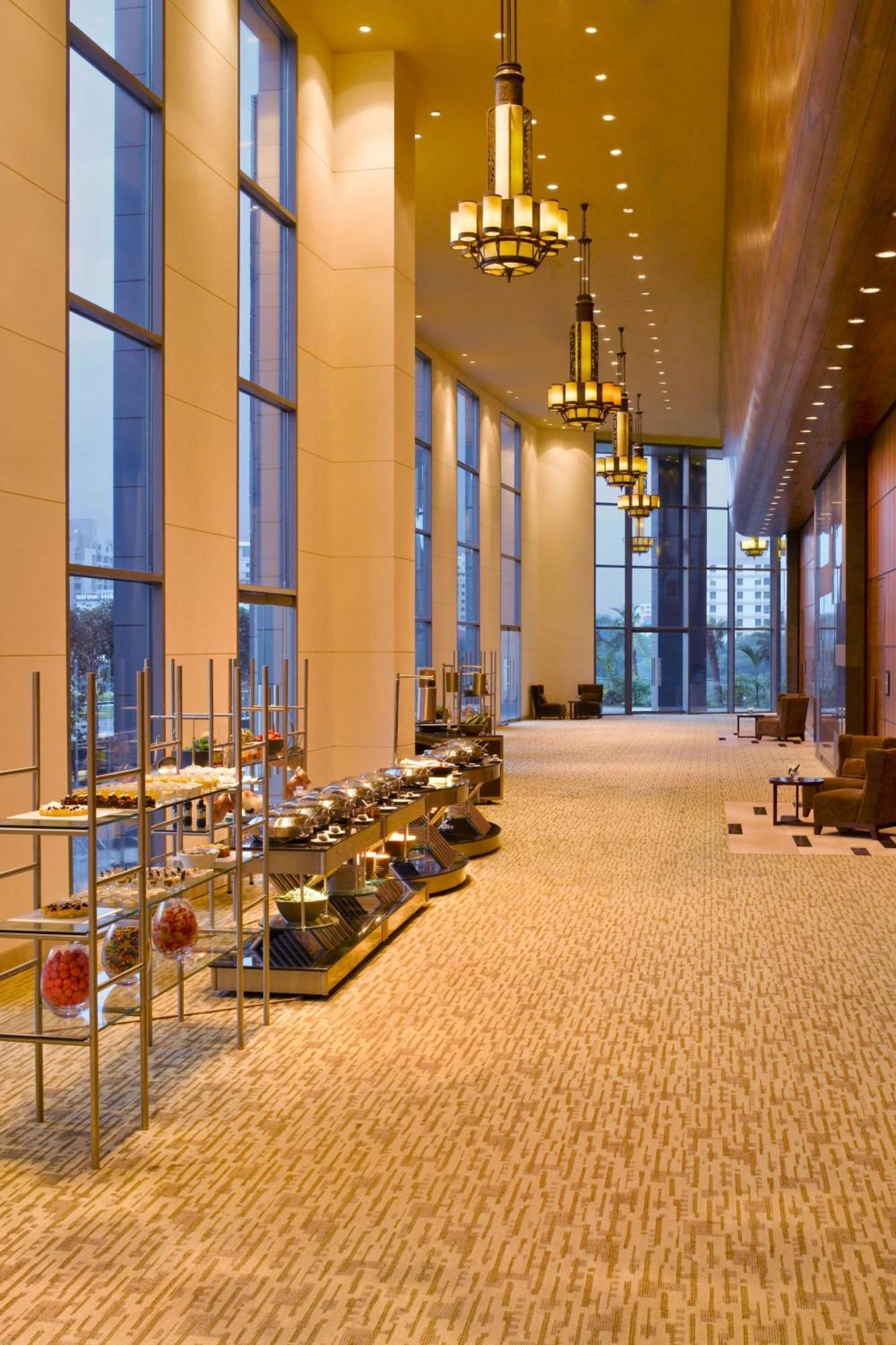 The Westin Pune Koregaon Park Екстер'єр фото